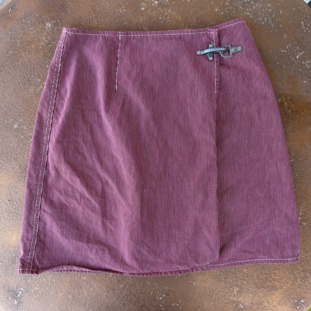 Vintage Ann Taylor mini skirt with metal hook